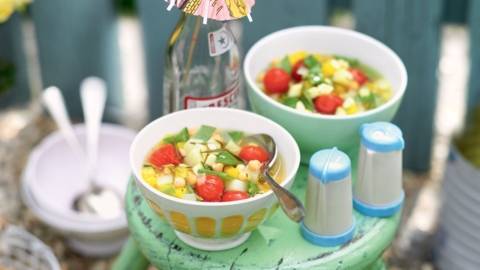 Soupe de légumes d’été et pois chiches