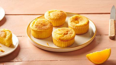 Muffins à l'orange, amandes et ricotta