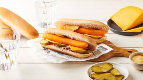 Carrot hot-dog à la mimolette