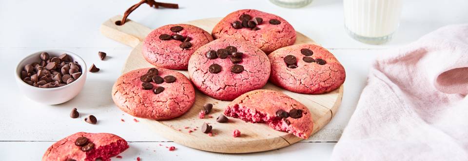 Cookies roses aux pépites de chocolat noir
