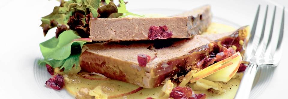 Terrine de foie gras sur carpaccio de pommes